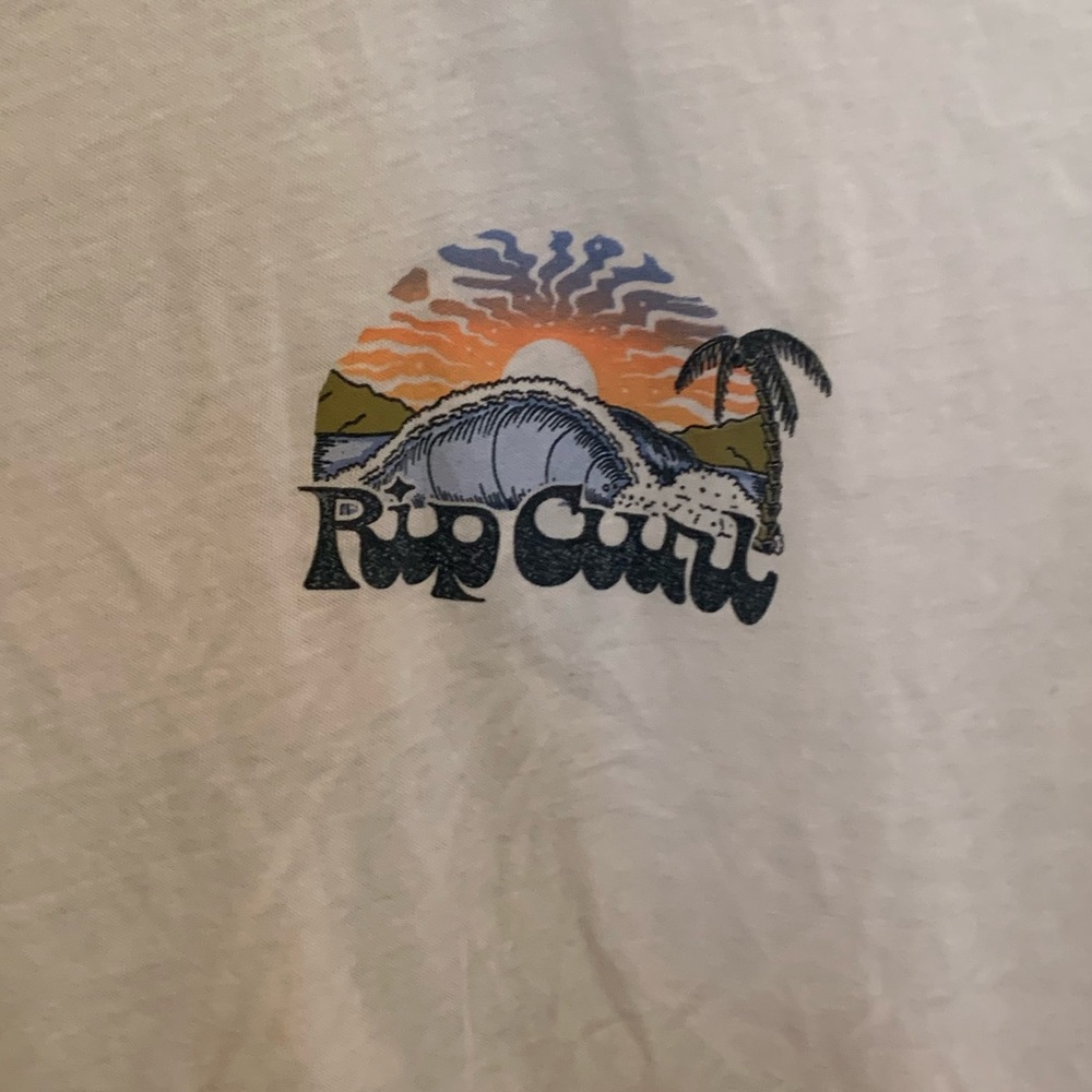 Women Rip Curl T-Shirt - Picture 2 of 4